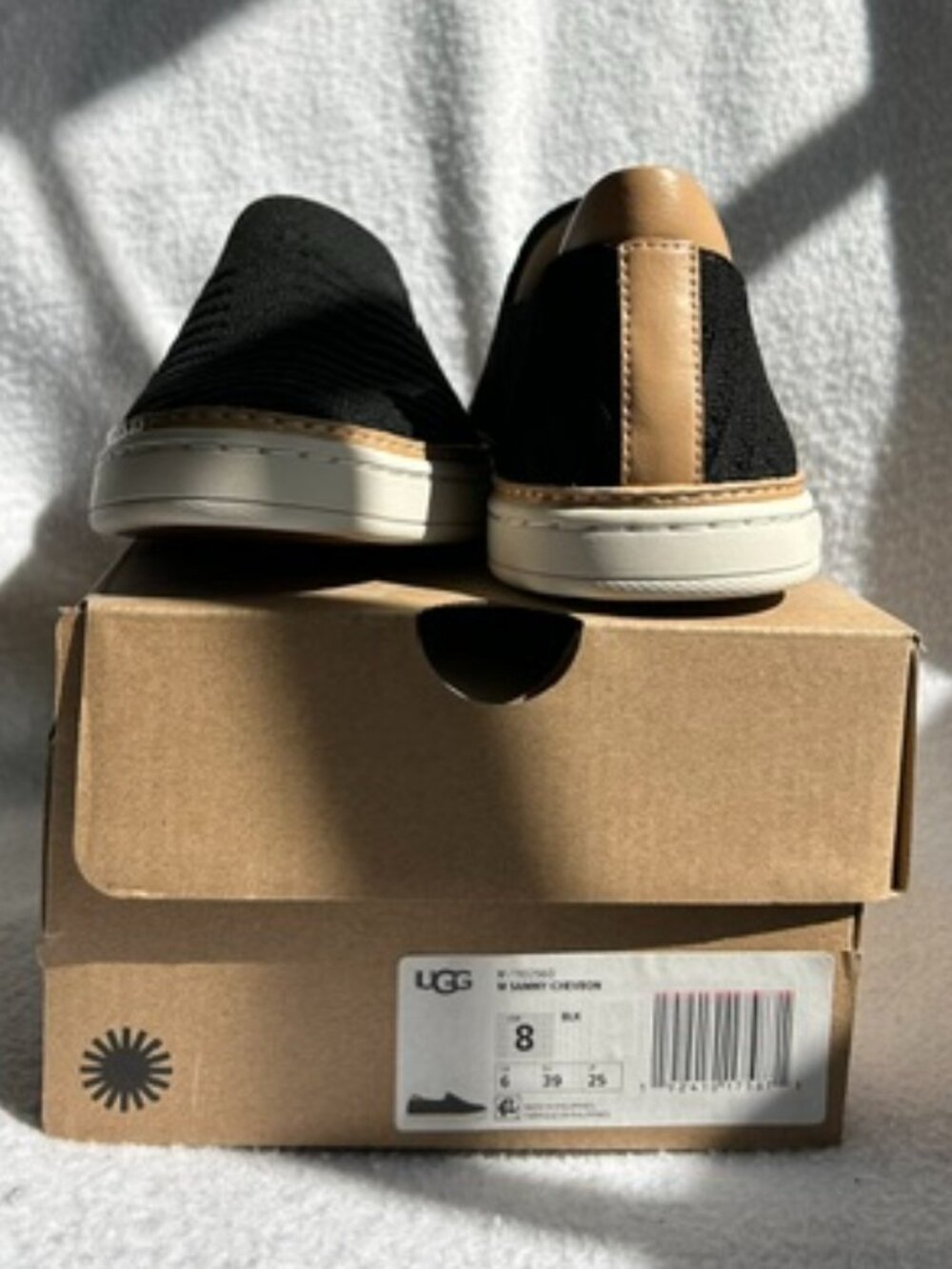 UGG Sammy Chevron Black Knit Slip-On Sneakers 8 NIB - Picture 8 of 8
